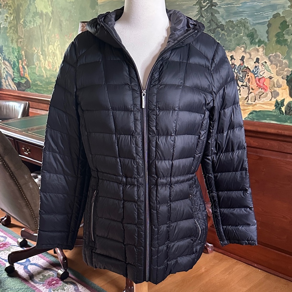 MICHAEL Michael Kors Black Hooded Puffer Jacket